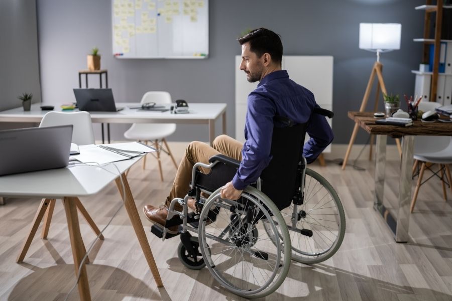 El papel de la administración local en la integración laboral