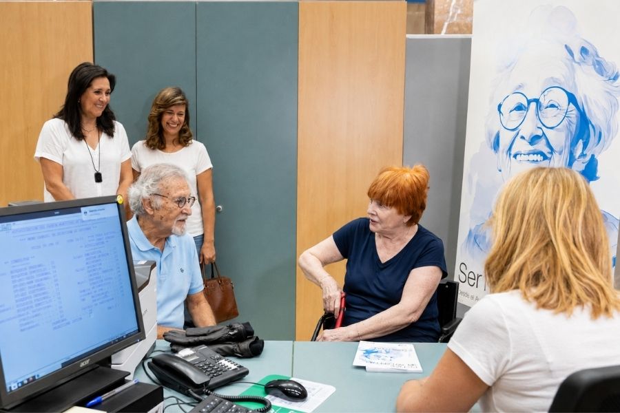 adaptar los servicios municipales al envejecimiento de la población